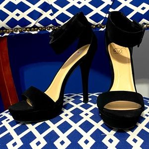 Black peep toe ankle strap platform high heel sandals